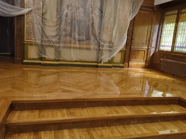 Lijados y barnizados vivienda